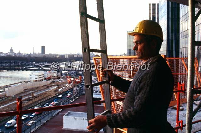 Chantier RATP Paris 16.JPG - Chantier de la RATP, construction du siège social entre 1993 et 1994, quai de la Rapée, Paris 12e